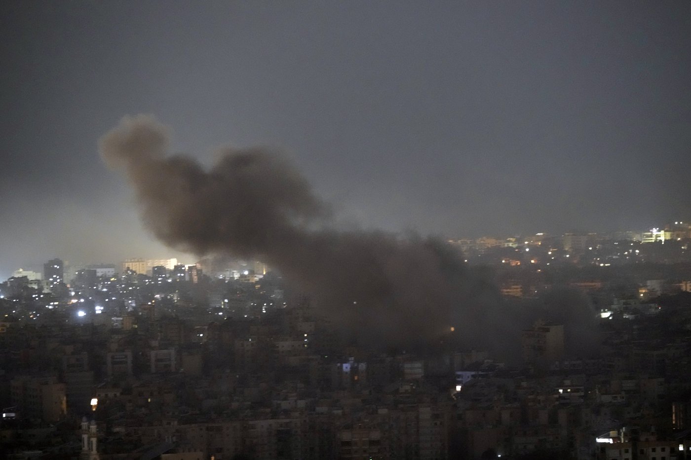 Middle East latest: An Israeli airstrike cuts a major highway linking Lebanon with Syria | iNFOnews.ca