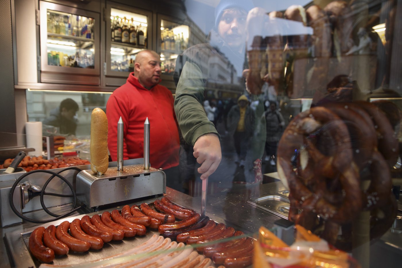 The Vienna sausage stand is more than just a snack stall. Now it has a UNESCO heritage recognition | iNFOnews.ca
