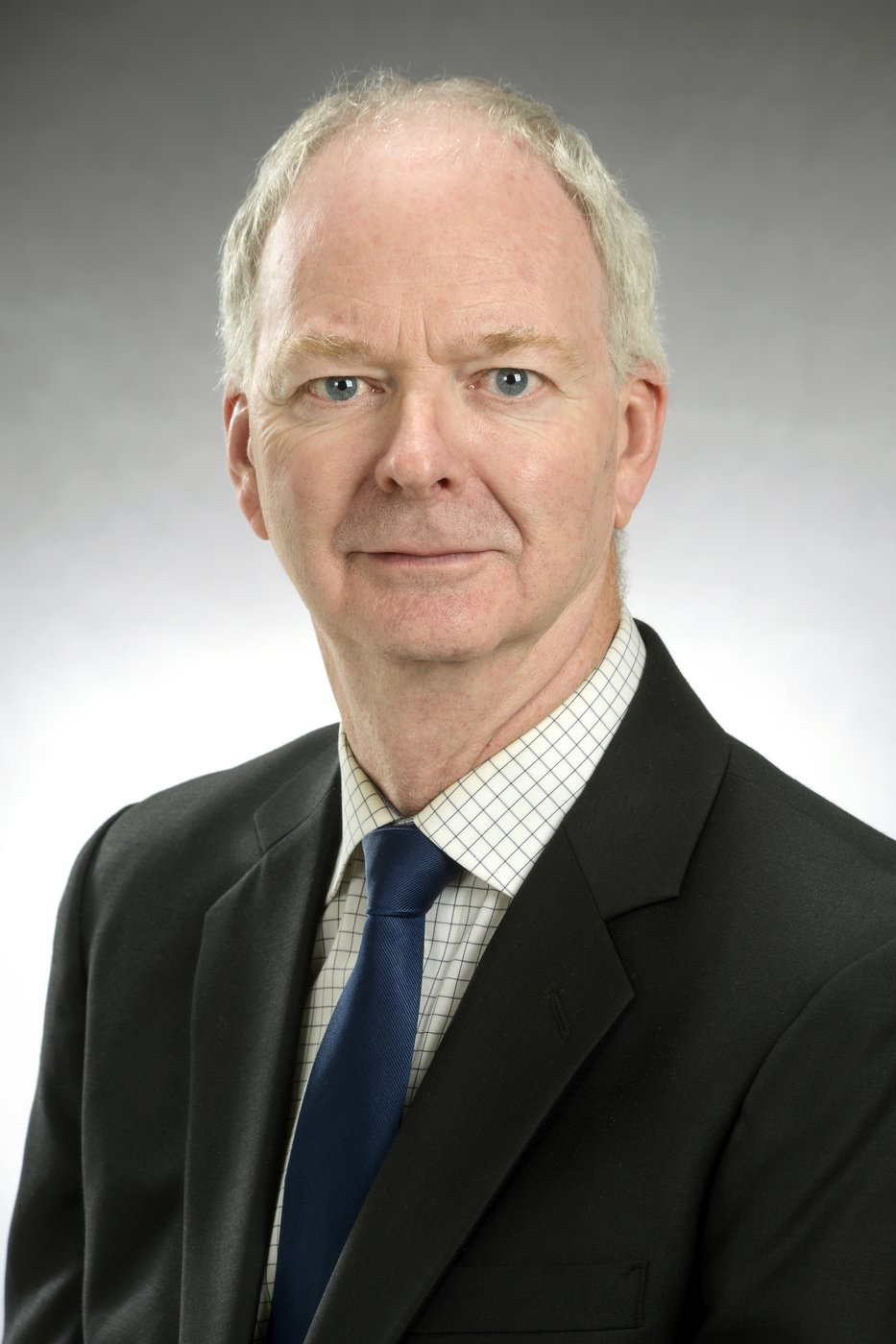 Shaughnessy Cohen Prize goes to history professor's book on postwar prime ministers | iNFOnews.ca Shaughnessy Cohen Prize goes to history professor's book on postwar prime ministers | iNFOnews.ca