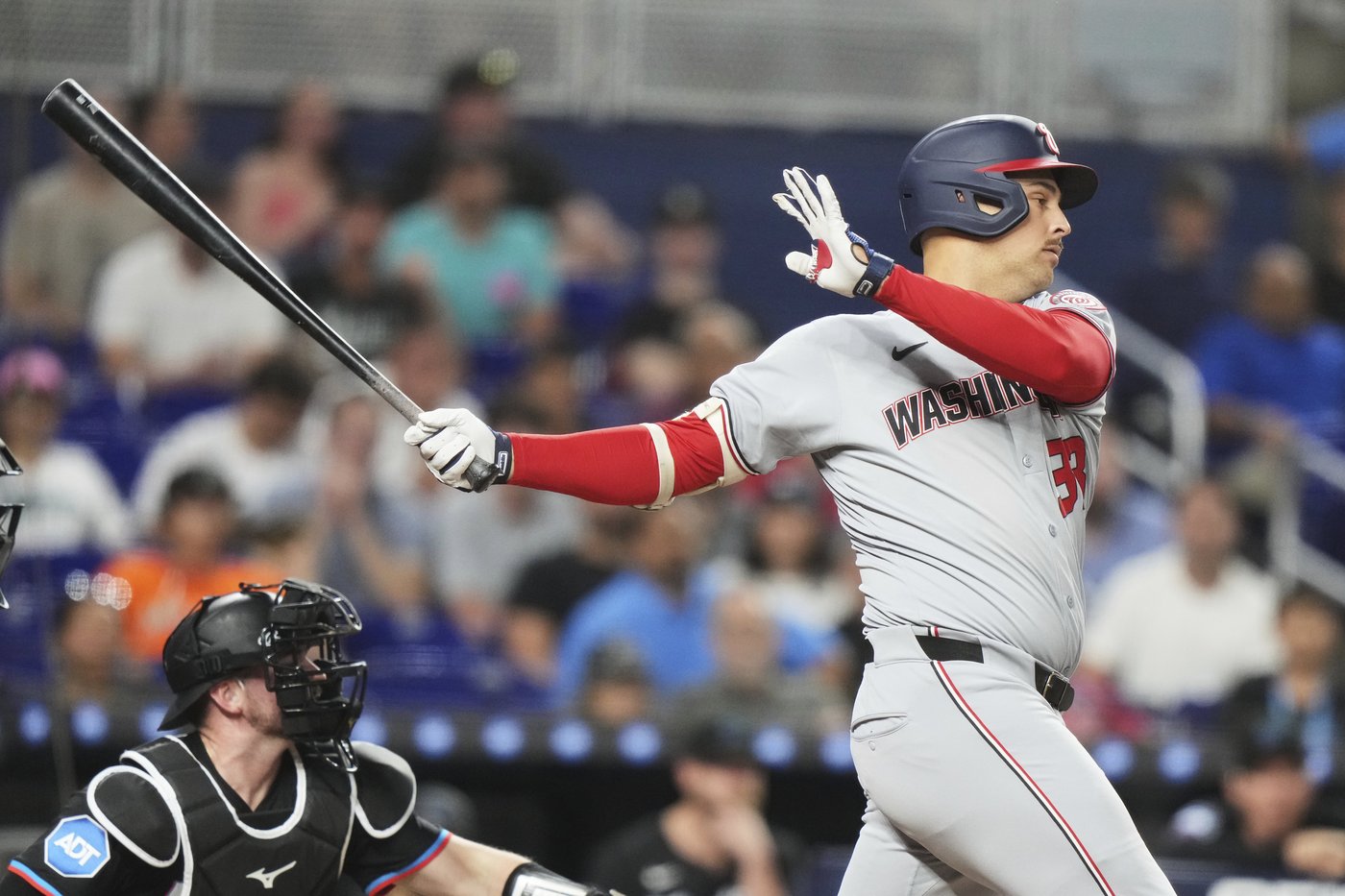 Nathaniel Lowe drives in 3 runs, Nationals score 7 unanswered runs to beat Marlins 7-4 | iNFOnews.ca