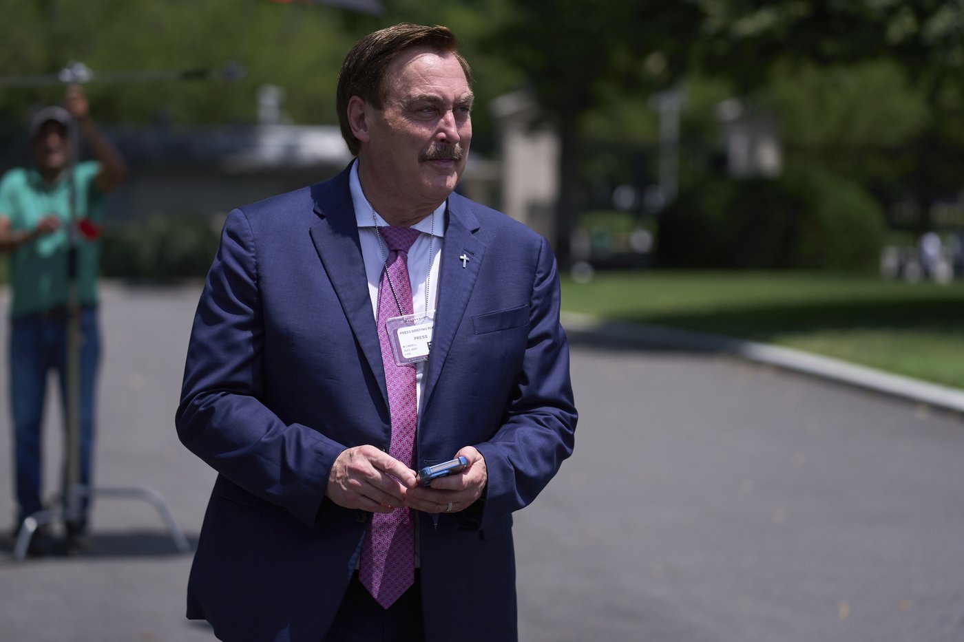 Mike Lindell celebrates victory after appeals court voids $5M award in election data dispute | iNFOnews.ca