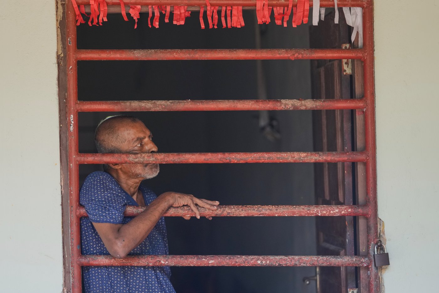 Sri Lanka nursing home worker says a ‘chained’ patient was among 13 fire victims | iNhome Sri Lanka nursing home worker says a ‘chained’ patient was among 13 fire victims | iNhome
