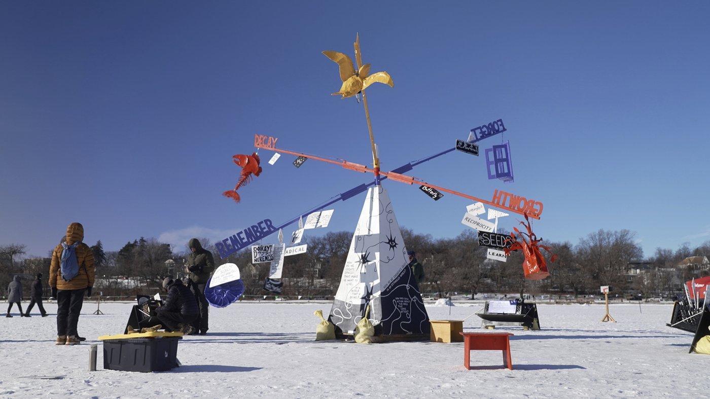 Thousands of people enjoy art on a frozen Minneapolis lake despite bone-chilling temperatures | iNFOnews.ca Thousands of people enjoy art on a frozen Minneapolis lake despite bone-chilling temperatures | iNFOnews.ca