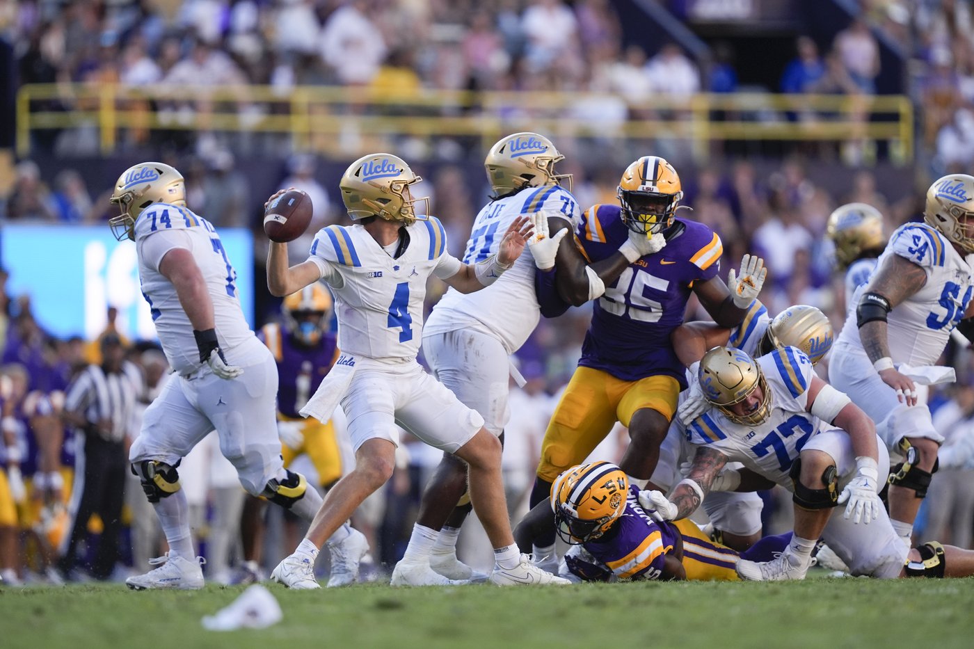 Garrett Nussmeier shines, but Harold Perkins is injured, as No. 16 LSU tops UCLA 34-17 | iNFOnews.ca Garrett Nussmeier shines, but Harold Perkins is injured, as No. 16 LSU tops UCLA 34-17 | iNFOnews.ca
