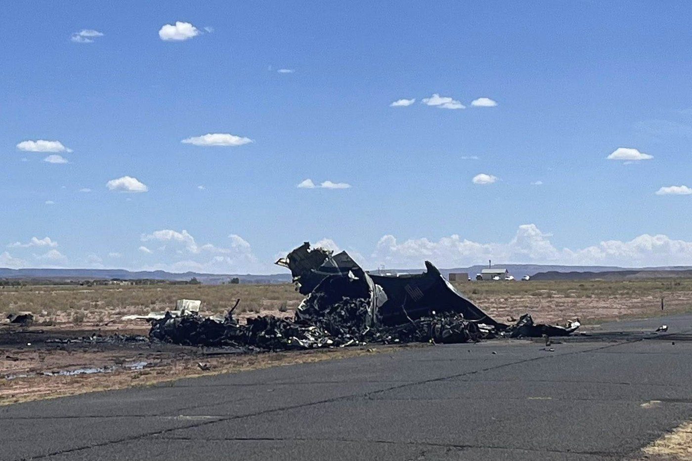 4 people die in crash of medical transport plane on Navajo Nation in northern Arizona | iNFOnews.ca