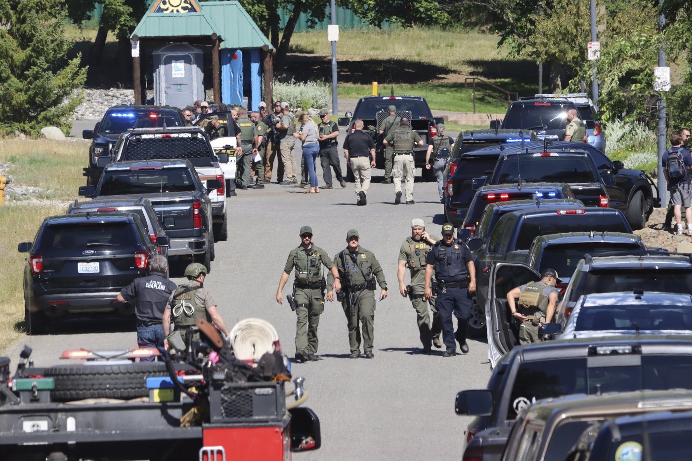 Gunman started Idaho blaze and then fatally shot 2 firefighters in ambush attack, officials say | iNFOnews.ca Gunman started Idaho blaze and then fatally shot 2 firefighters in ambush attack, officials say | iNFOnews.ca
