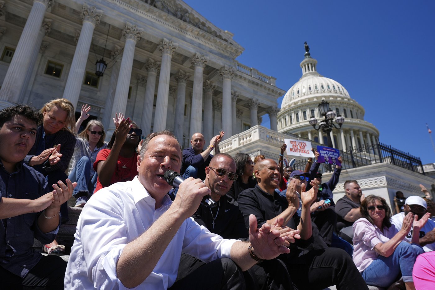 Budget cuts at Trump EPA become flashpoint at a heated hearing - and, Democrats say, may kill people | iNFOnews.ca Budget cuts at Trump EPA become flashpoint at a heated hearing - and, Democrats say, may kill people | iNFOnews.ca