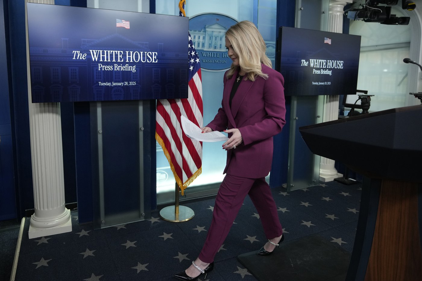 Karoline Leavitt, the youngest White House press secretary, makes her debut in the briefing room | iNFOnews.ca Karoline Leavitt, the youngest White House press secretary, makes her debut in the briefing room | iNFOnews.ca