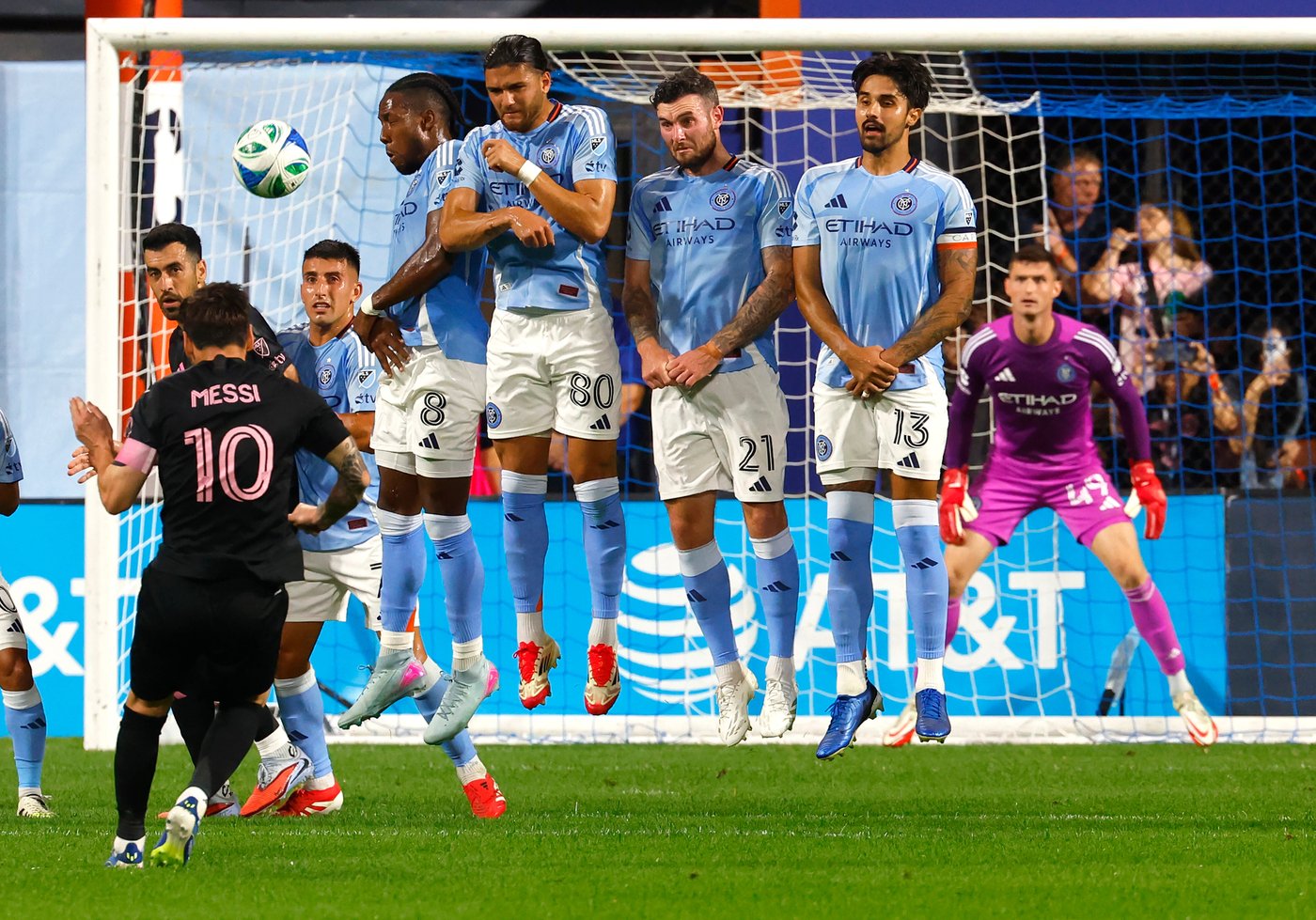Lionel Messi scores 2 goals and Inter Miami clinches playoff spot with 4-0 win over New York City FC | iNFOnews.ca Lionel Messi scores 2 goals and Inter Miami clinches playoff spot with 4-0 win over New York City FC | iNFOnews.ca