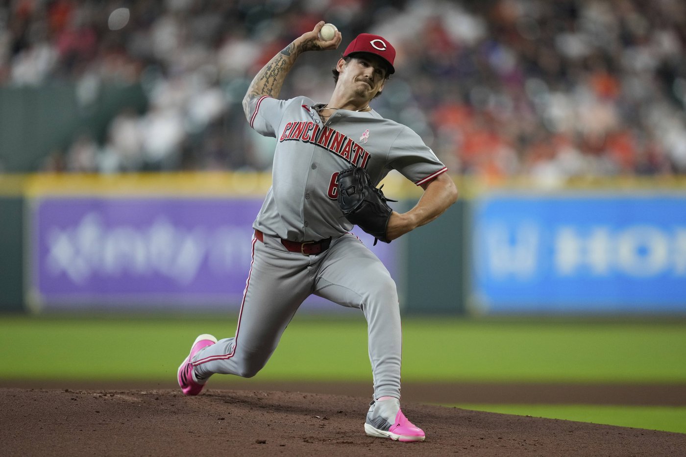 Ronel Blanco strikes out career-high 11 in 8 innings as Astros blank Reds 6-0 | iNFOnews.ca