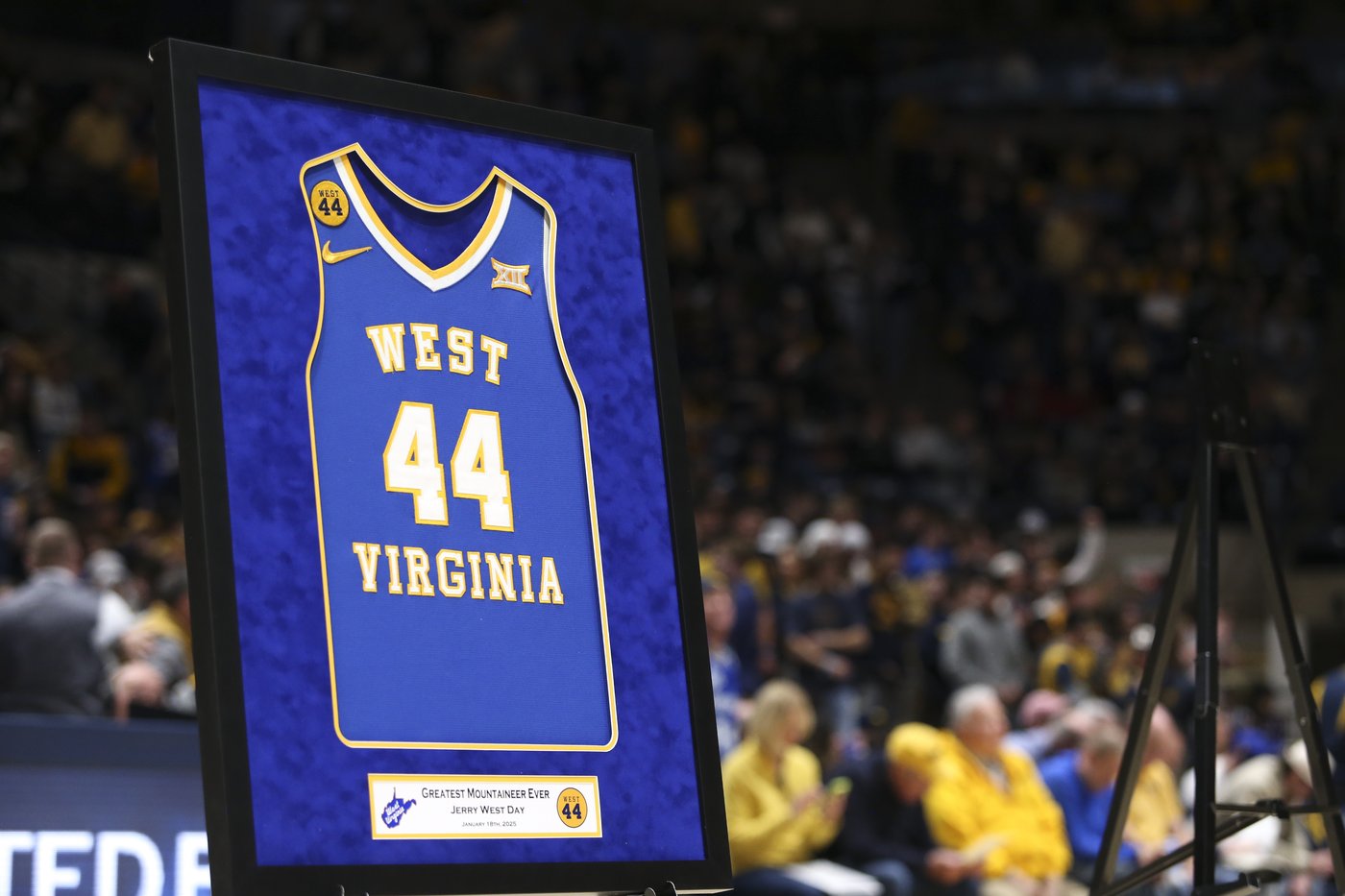 West Virginia celebrates the life of NBA great Jerry West at sellout game with No. 2 Iowa State | iNFOnews.ca West Virginia celebrates the life of NBA great Jerry West at sellout game with No. 2 Iowa State | iNFOnews.ca