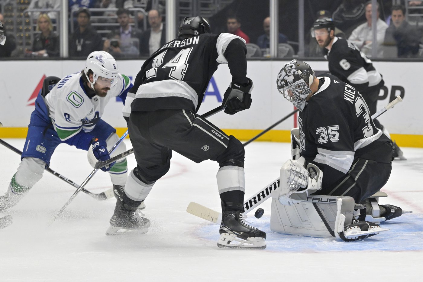 Hughes continues hot streak, Canucks overcome loss of Boeser to beat Kings 4-2 | iNFOnews.ca Hughes continues hot streak, Canucks overcome loss of Boeser to beat Kings 4-2 | iNFOnews.ca