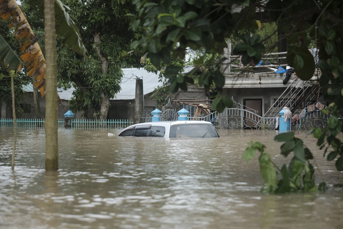 Storm blows away from northern Philippines leaving 82 dead but forecasters warn it may do a U-turn | iNFOnews.ca Storm blows away from northern Philippines leaving 82 dead but forecasters warn it may do a U-turn | iNFOnews.ca
