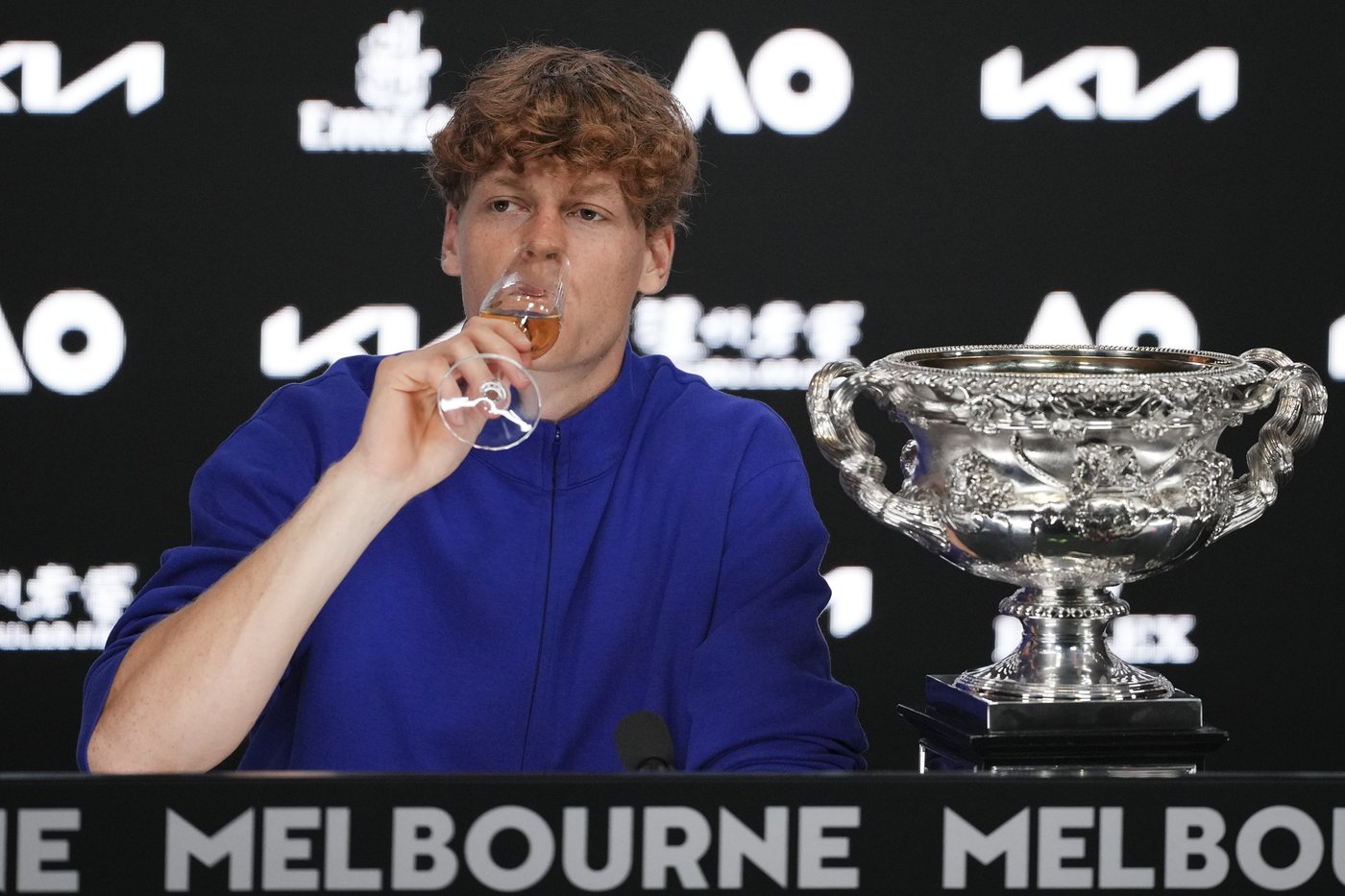 Australian Open champion Jannik Sinner's style draws comparisons to Novak Djokovic | iNFOnews.ca Australian Open champion Jannik Sinner's style draws comparisons to Novak Djokovic | iNFOnews.ca