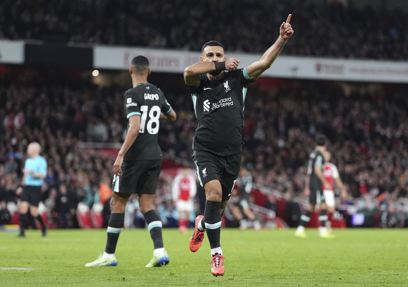 Liverpool fights back for draw at Arsenal after Man United loses again to pile pressure on Ten Hag | iNFOnews.ca