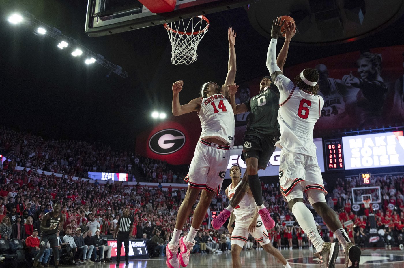 Georgia takes 2nd straight win over Top 25 team by beating slumping No. 17 Oklahoma 72-62 | iNFOnews.ca Georgia takes 2nd straight win over Top 25 team by beating slumping No. 17 Oklahoma 72-62 | iNFOnews.ca