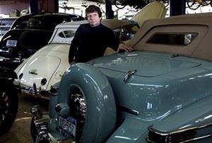 Think carefully before restoring cars, says 'Restoration Garage' boss | iNFOnews.ca CP29770485