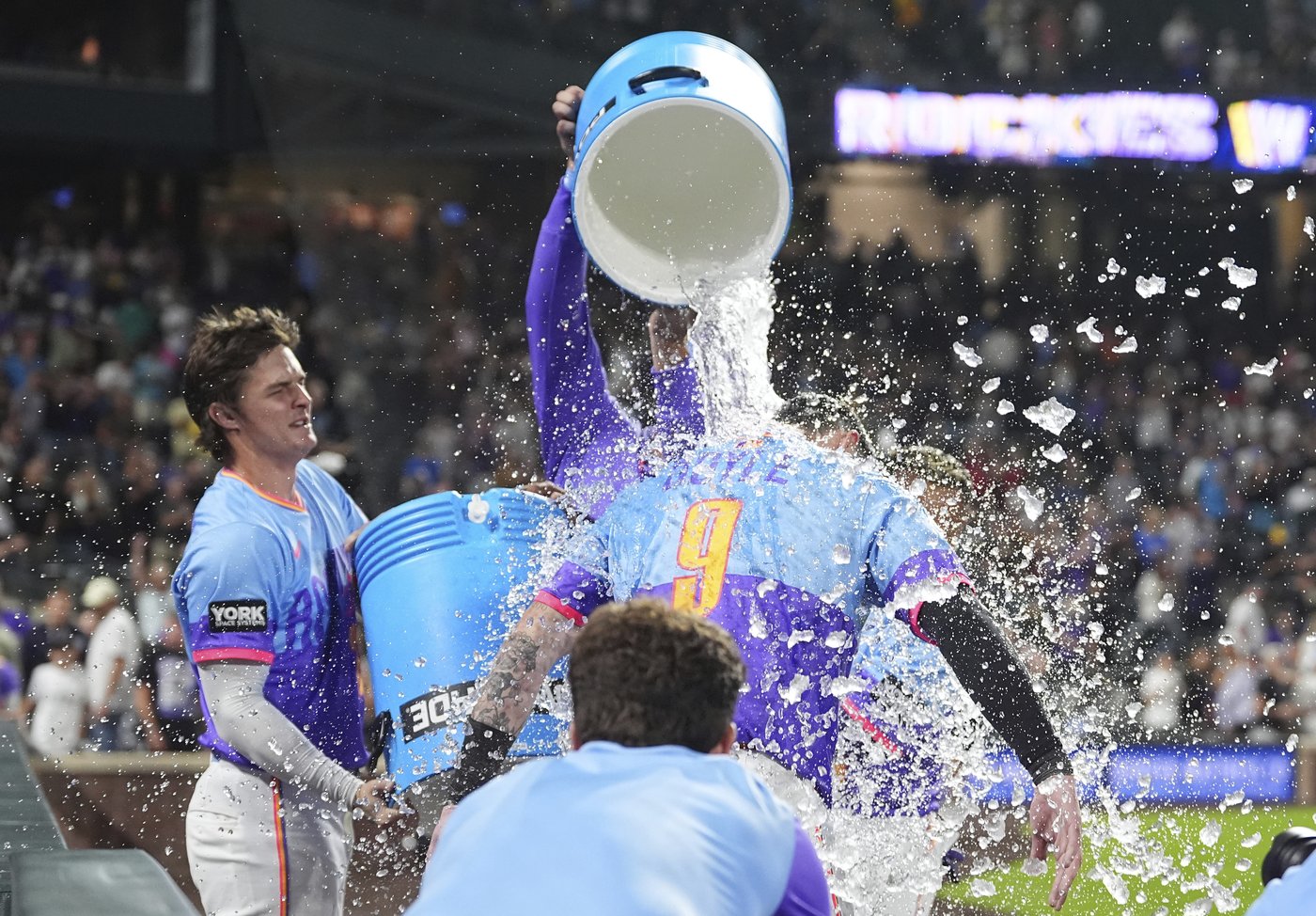 Rockies' stunning 17-16 comeback win over Pirates highlights huge night for offense across MLB | iNFOnews.ca