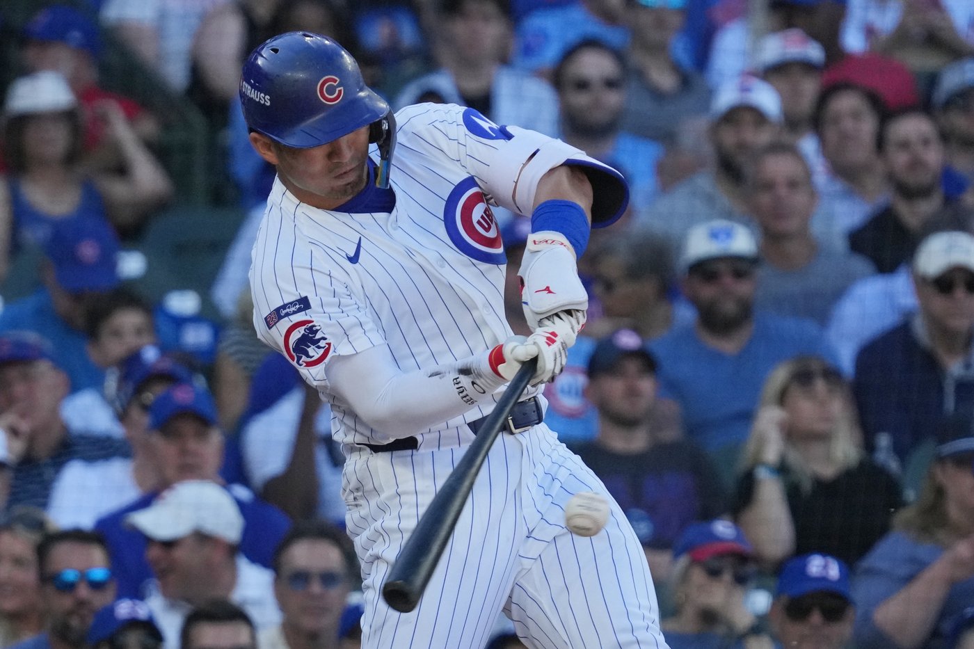 Suzuki and Kelly hit back-to-back homers as the Cubs top the Padres 3-1 in playoff opener | iNFOnews.ca Suzuki and Kelly hit back-to-back homers as the Cubs top the Padres 3-1 in playoff opener | iNFOnews.ca