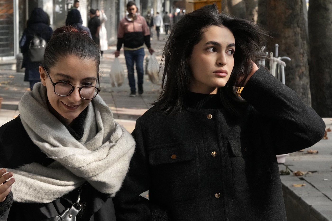 Iran pauses the process to implement a new, stricter headscarf law for women, official says | iNFOnews.ca Iran pauses the process to implement a new, stricter headscarf law for women, official says | iNFOnews.ca