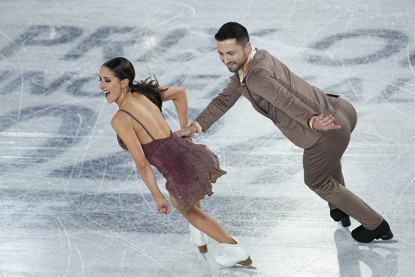 Malinin builds big lead at figure skating Grand Prix Final and Hase and Volodin win pairs | iNFOnews.ca