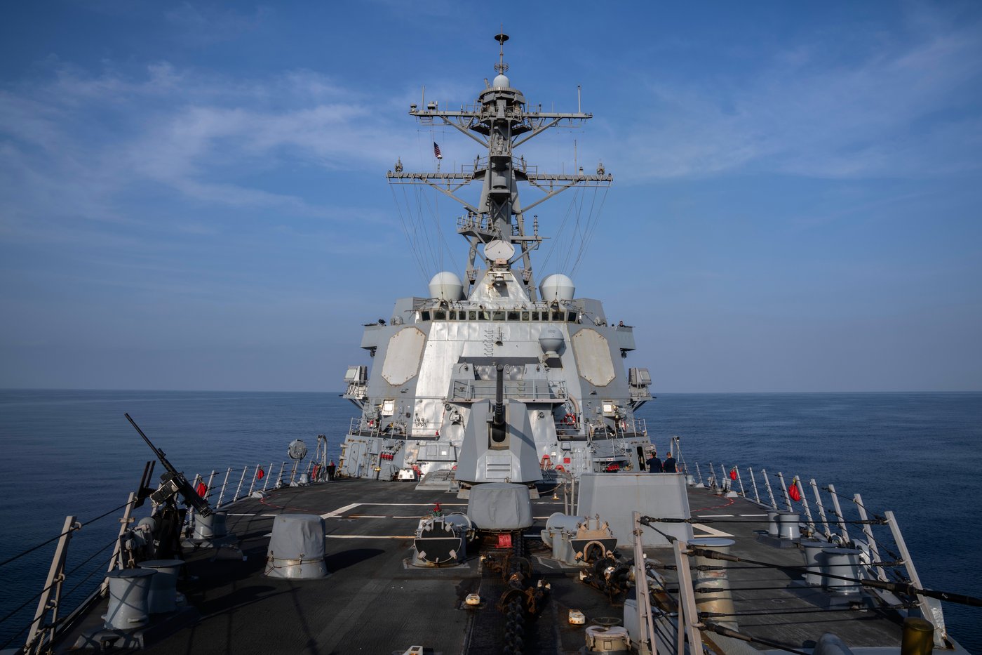 US destroyers head toward waters off Venezuela as Trump aims to pressure drug cartels | iNFOnews.ca US destroyers head toward waters off Venezuela as Trump aims to pressure drug cartels | iNFOnews.ca