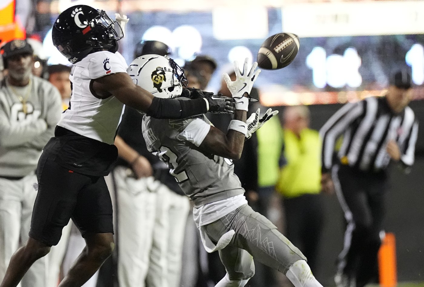 No. 23 Colorado becomes bowl eligible behind stellar play of Heisman hopefuls Hunter and Sanders | iNFOnews.ca No. 23 Colorado becomes bowl eligible behind stellar play of Heisman hopefuls Hunter and Sanders | iNFOnews.ca
