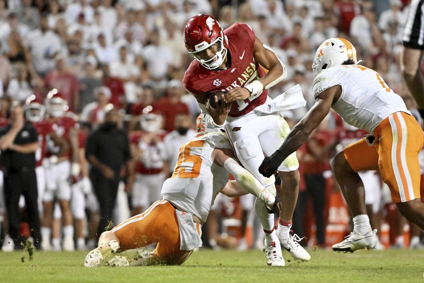 Arkansas looks to follow Top-10 upset of Tennessee with another vs No. 8 LSU | iNFOnews.ca