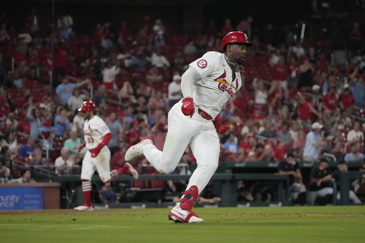Walker's 3-run double, homers from Winn and Donovan lead Cardinals to 10-5 win over Pirates | iNFOnews.ca Walker's 3-run double, homers from Winn and Donovan lead Cardinals to 10-5 win over Pirates | iNFOnews.ca