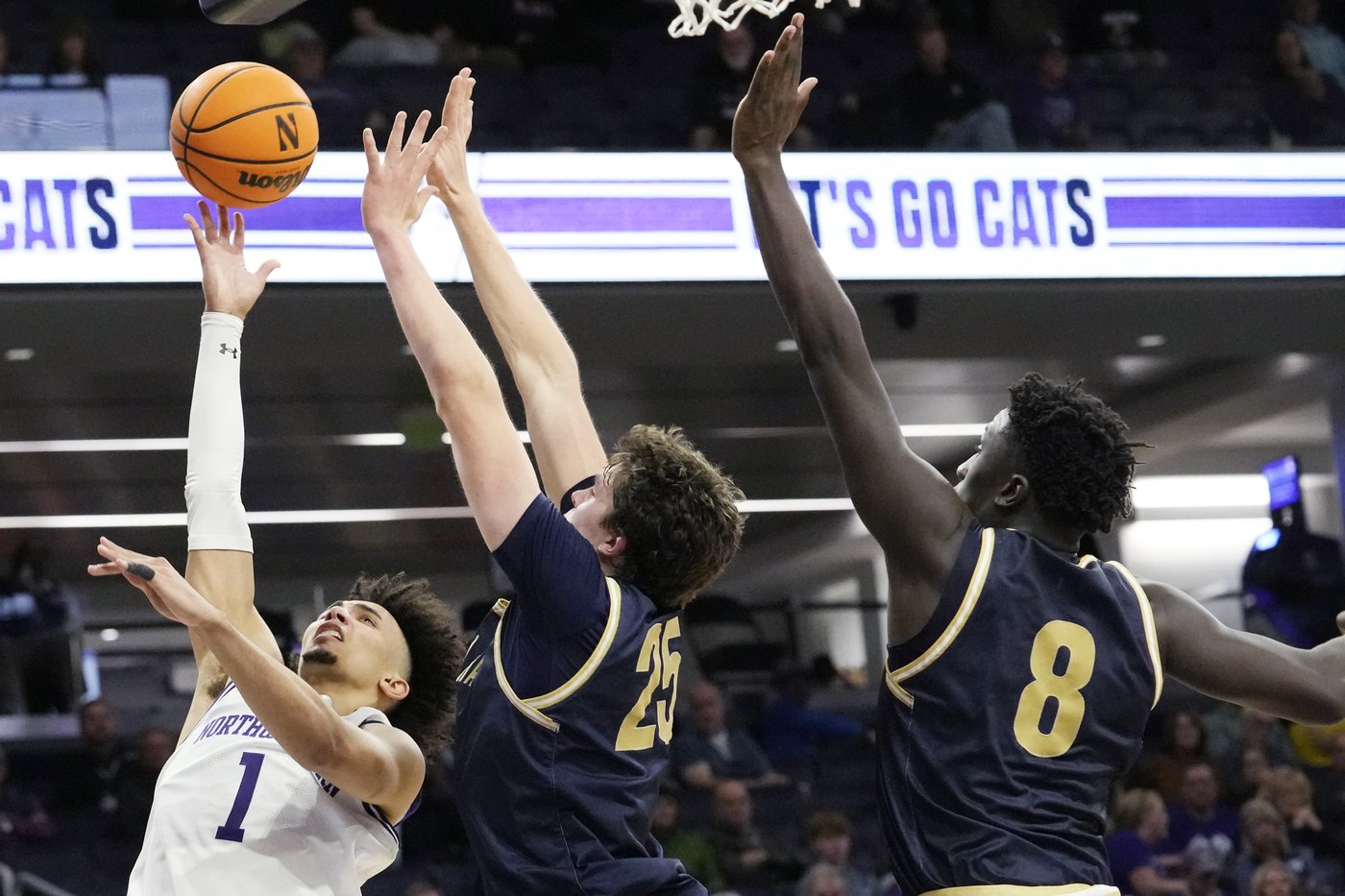 Martinelli scores 22, Barnhizer adds double-double and Northwestern holds off Montana State 72-69 | iNFOnews.ca Martinelli scores 22, Barnhizer adds double-double and Northwestern holds off Montana State 72-69 | iNFOnews.ca