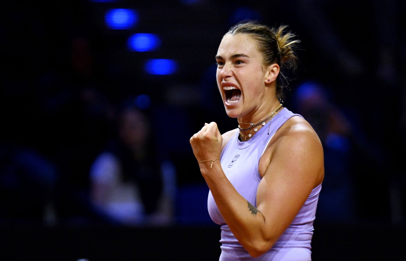 Top-seeded Sabalenka beats Paolini to set up Porsche Grand Prix final against unseeded Ostapenko | iNFOnews.ca