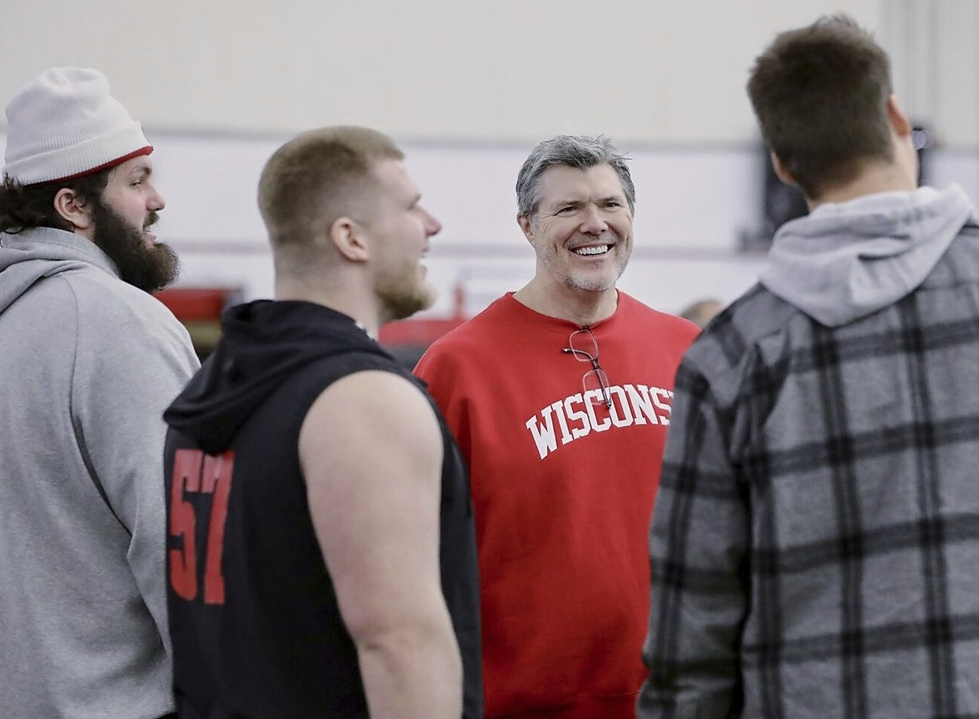Wisconsin relies on new QB and coordinator to boost an offense that has struggled under Fickell | iNFOnews.ca Wisconsin relies on new QB and coordinator to boost an offense that has struggled under Fickell | iNFOnews.ca