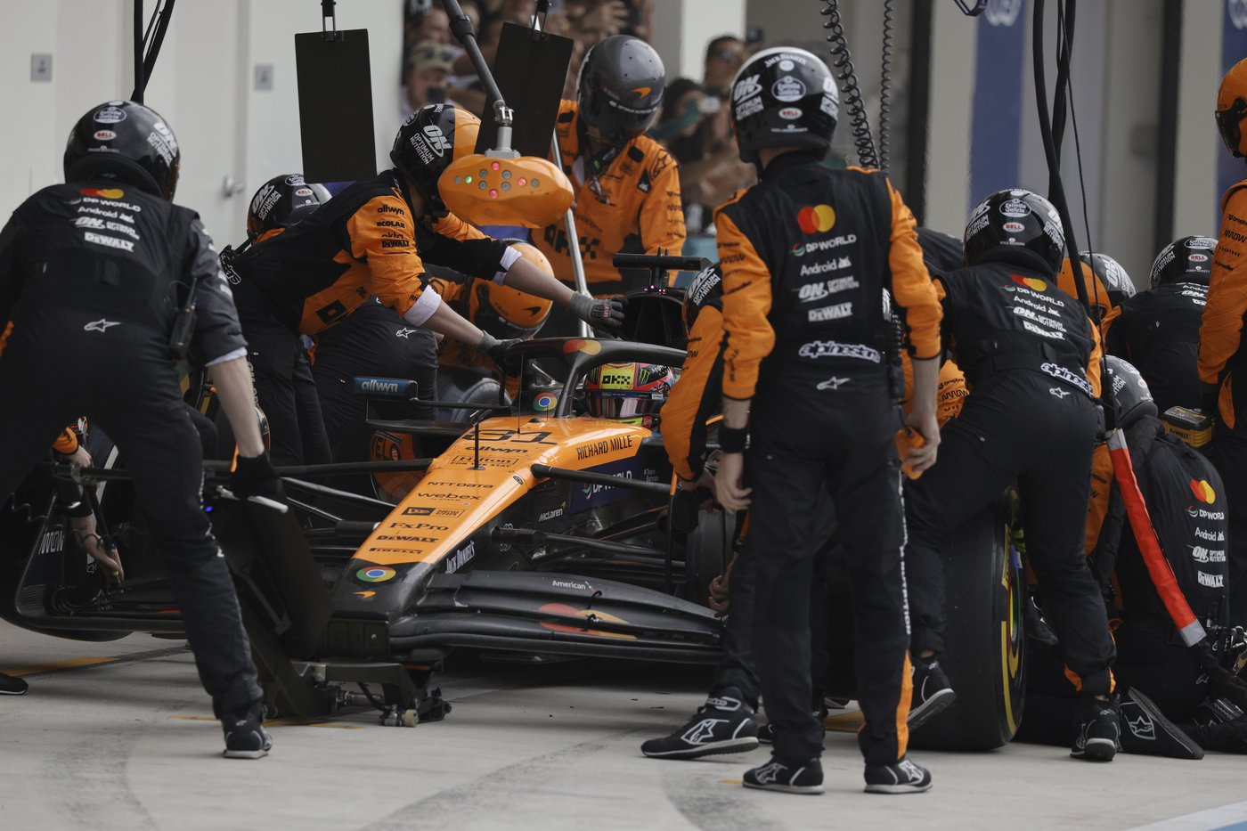Oscar Piastri wins at Miami for 3rd straight F1 victory, 4th win of season for championship leader | iNFOnews.ca
