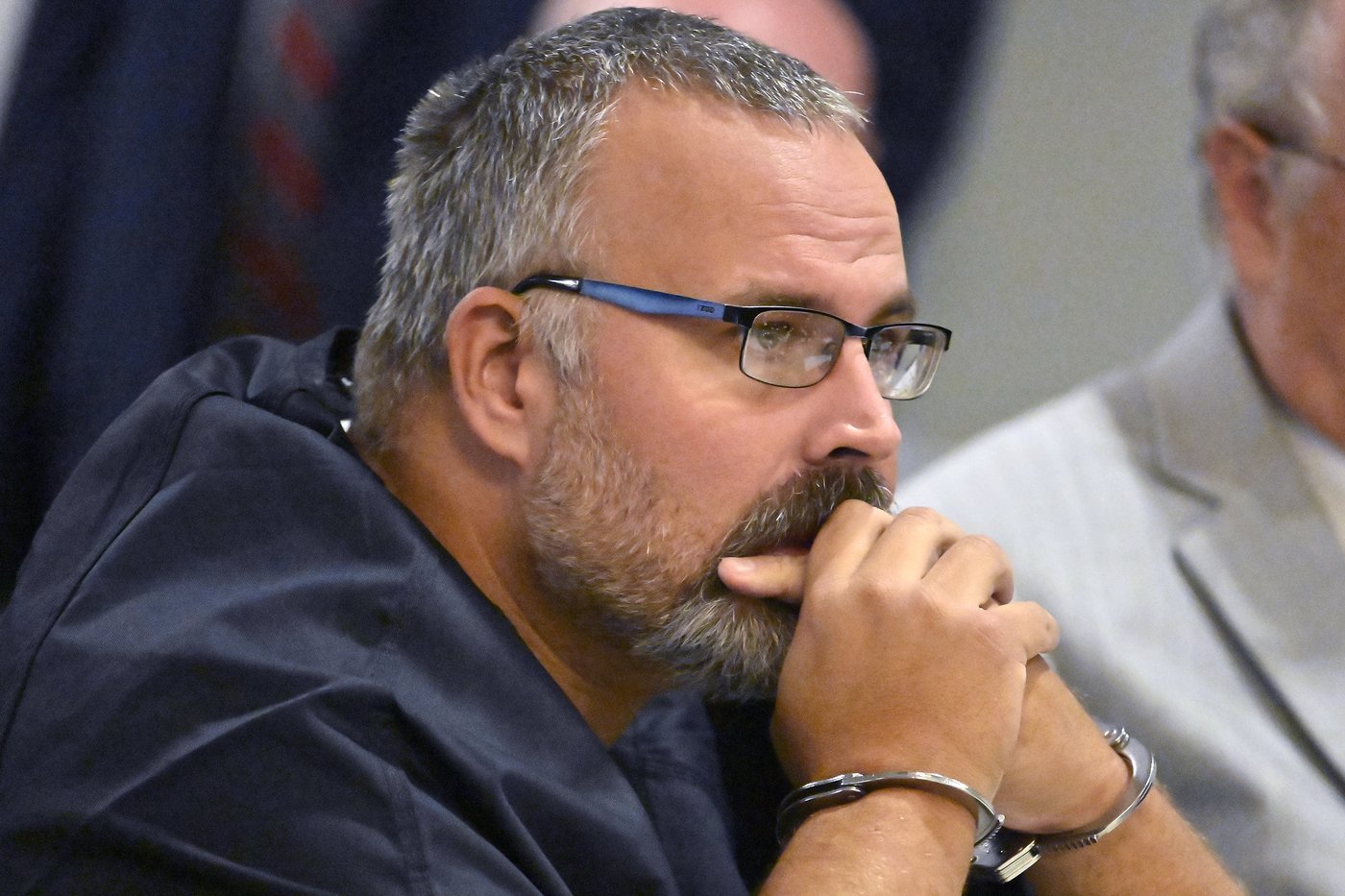 Video of Kentucky judge's death shown at court hearing for the ex-sheriff charged in the case | iNFOnews.ca