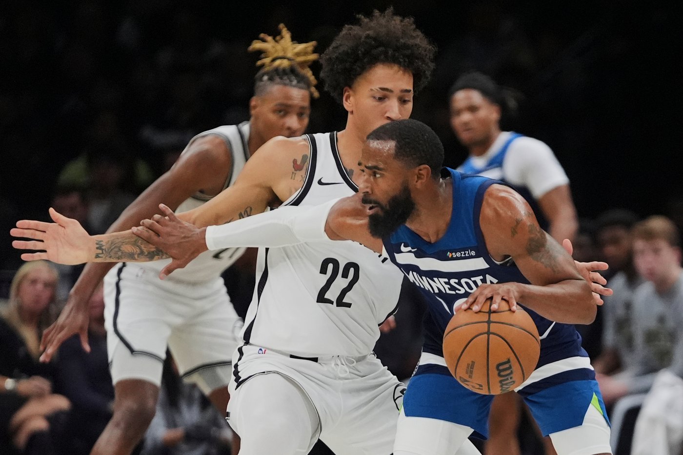 Julius Randle has a triple-double to lead the Timberwolves past the winless Nets | iNFOnews.ca