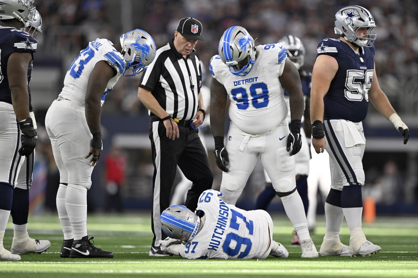 Aidan Hutchinson likely down 4-6 months with broken leg, Lions coach Dan Campbell says | iNFOnews.ca