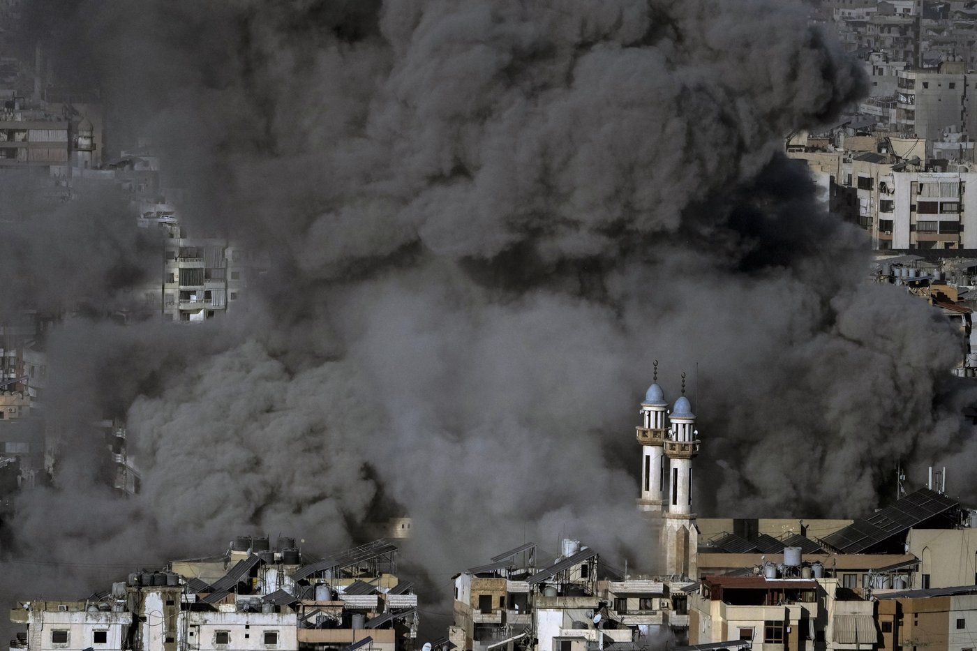 Middle East latest: Israeli strikes kill a hospital director in Lebanon and wound 9 medics in Gaza | iNFOnews.ca Middle East latest: Israeli strikes kill a hospital director in Lebanon and wound 9 medics in Gaza | iNFOnews.ca