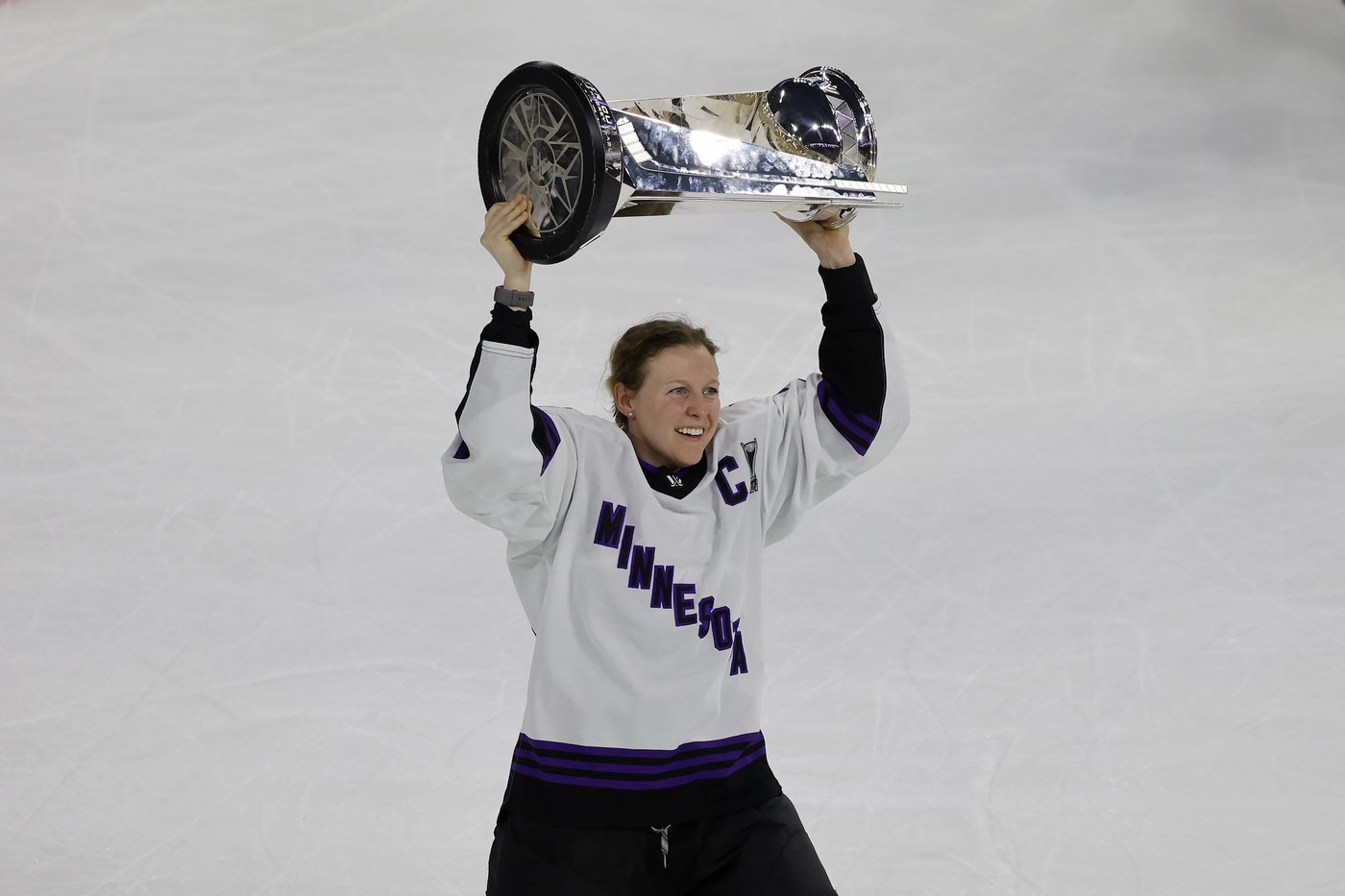 PWHL releases neutral-site schedule with games ranging from Vancouver to Quebec City | iNFOnews.ca