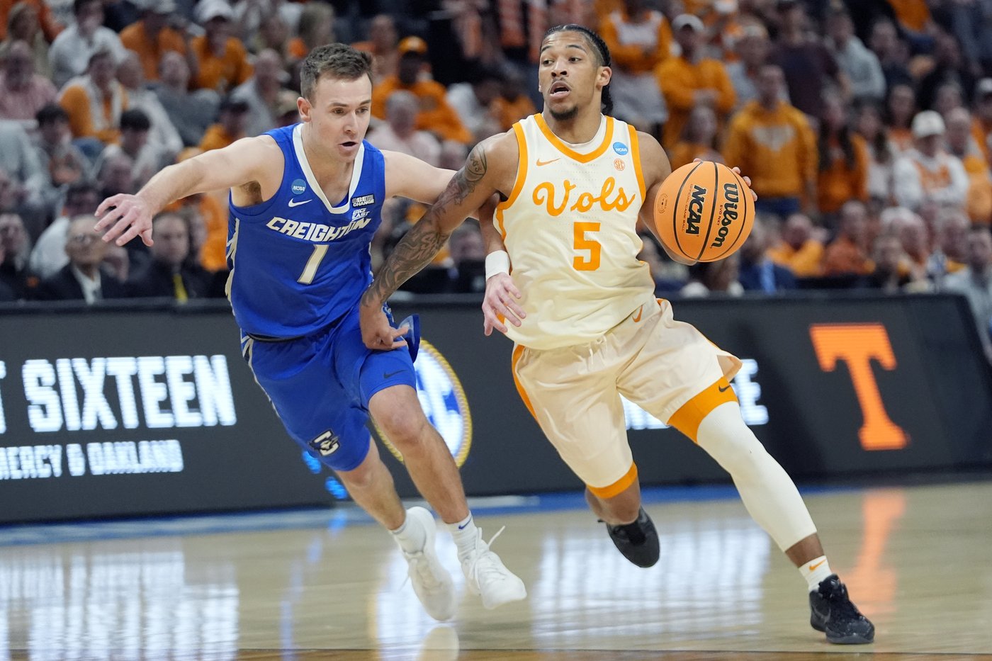 Media picks Alabama to win SEC championship, guard Mark Sears is preseason player of year | iNFOnews.ca Media picks Alabama to win SEC championship, guard Mark Sears is preseason player of year | iNFOnews.ca