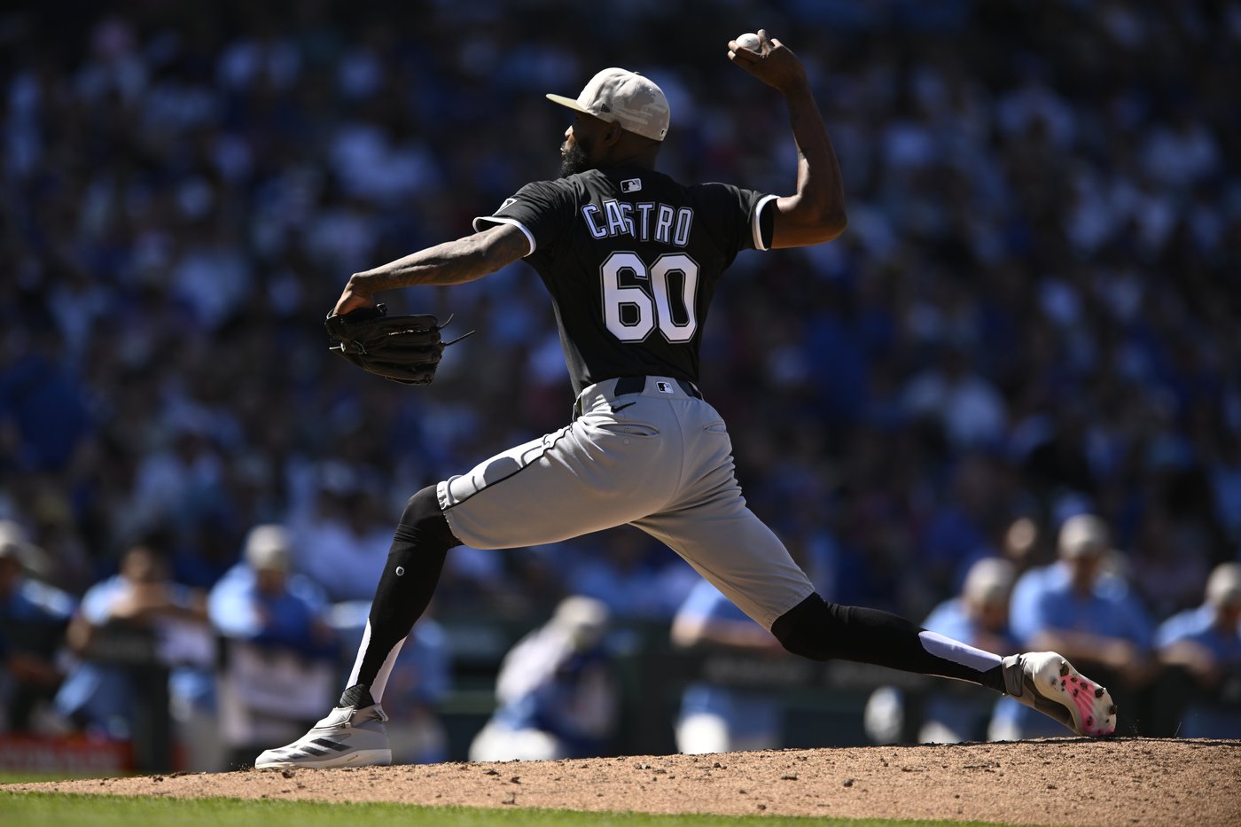 Miguel Castro makes White Sox debut after coming over in a trade with the Astros | iNFOnews.ca Miguel Castro makes White Sox debut after coming over in a trade with the Astros | iNFOnews.ca