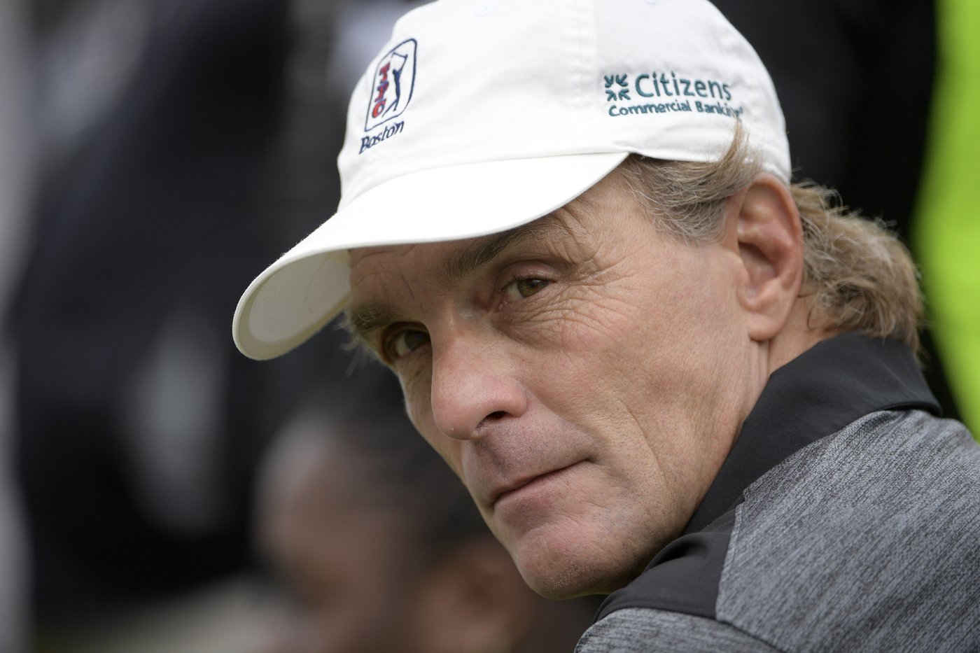 Feelings come "roaring back" for former CFL star quarterback Doug Flutie in Calgary | iNFOnews.ca
