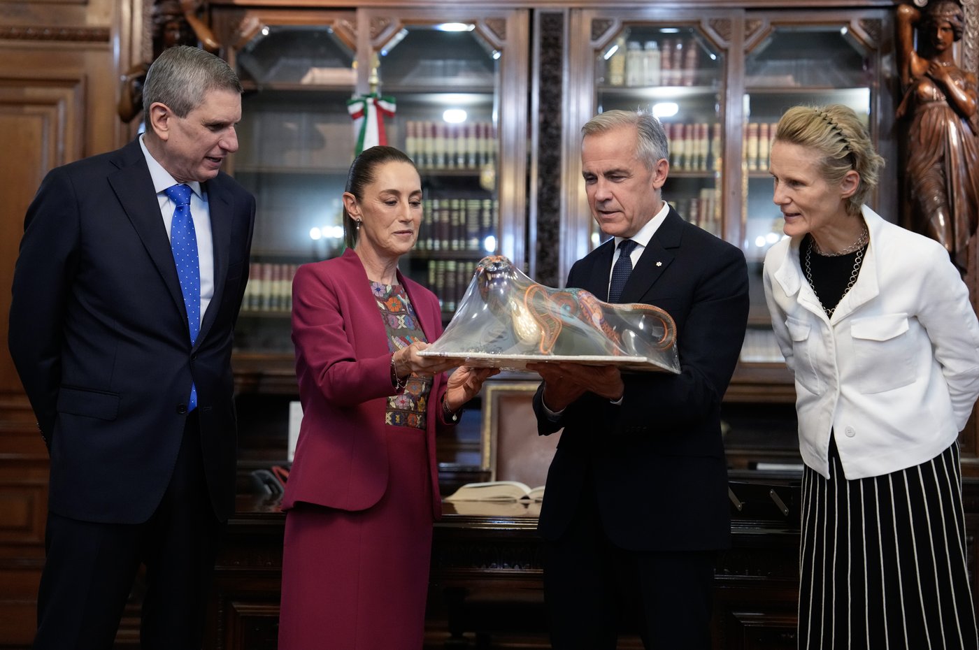 From sculpture to olive oil, a look at some of the gifts Carney received as PM | iNFOnews.ca From sculpture to olive oil, a look at some of the gifts Carney received as PM | iNFOnews.ca
