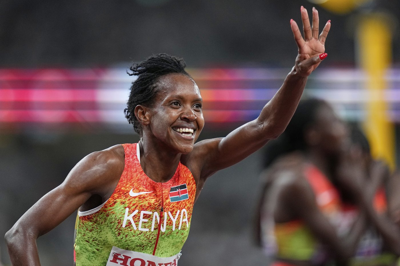 Kipyegon makes more history, wins in a breeze for fourth world title at 1,500 meters | iNFOnews.ca Kipyegon makes more history, wins in a breeze for fourth world title at 1,500 meters | iNFOnews.ca