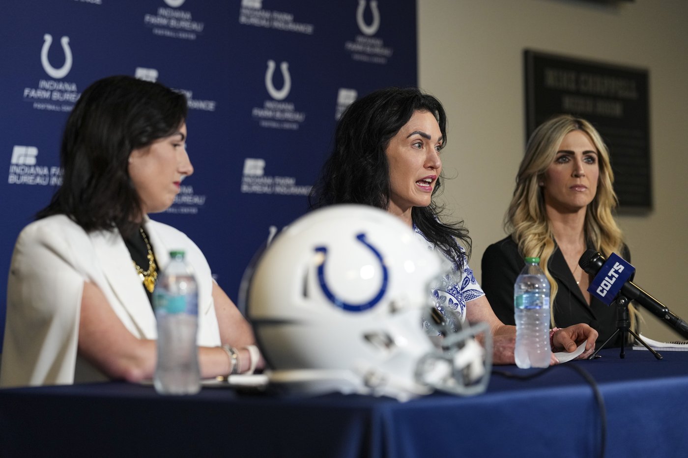 NFL teams with female owners holding controlling shares or decision-making power | iNFOnews.ca