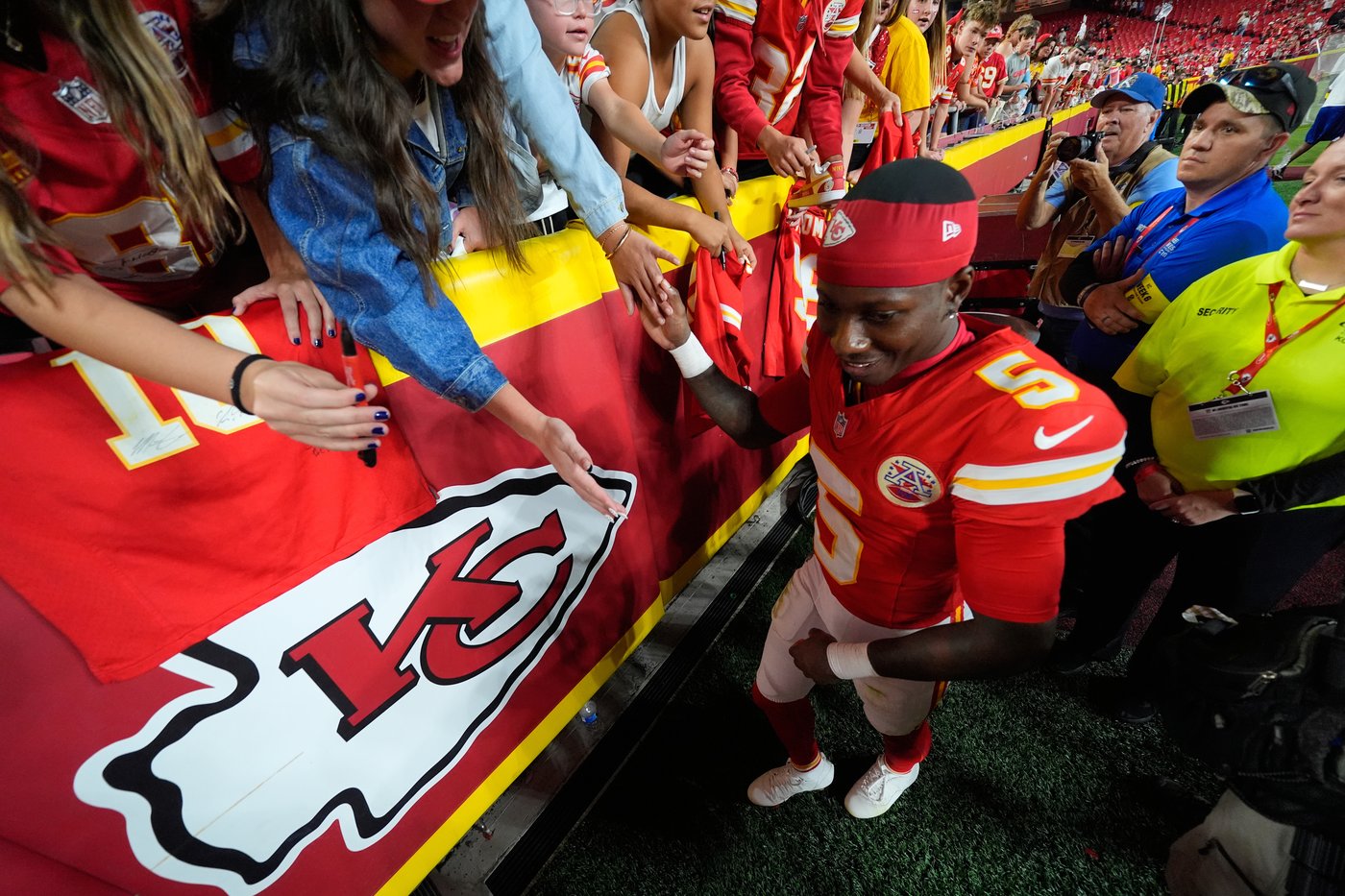 Chiefs dominate Lions, prove they are still championship contenders | iNFOnews.ca Chiefs dominate Lions, prove they are still championship contenders | iNFOnews.ca