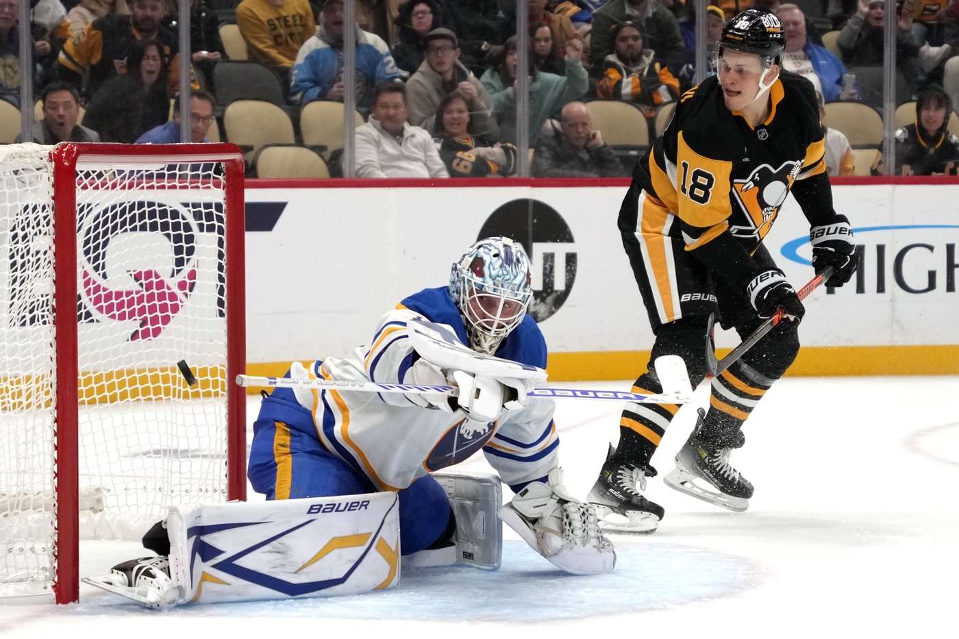 Crosby, Malkin lead Penguins past Sabres 6-5 in OT to cap milestone night | iNFOnews.ca