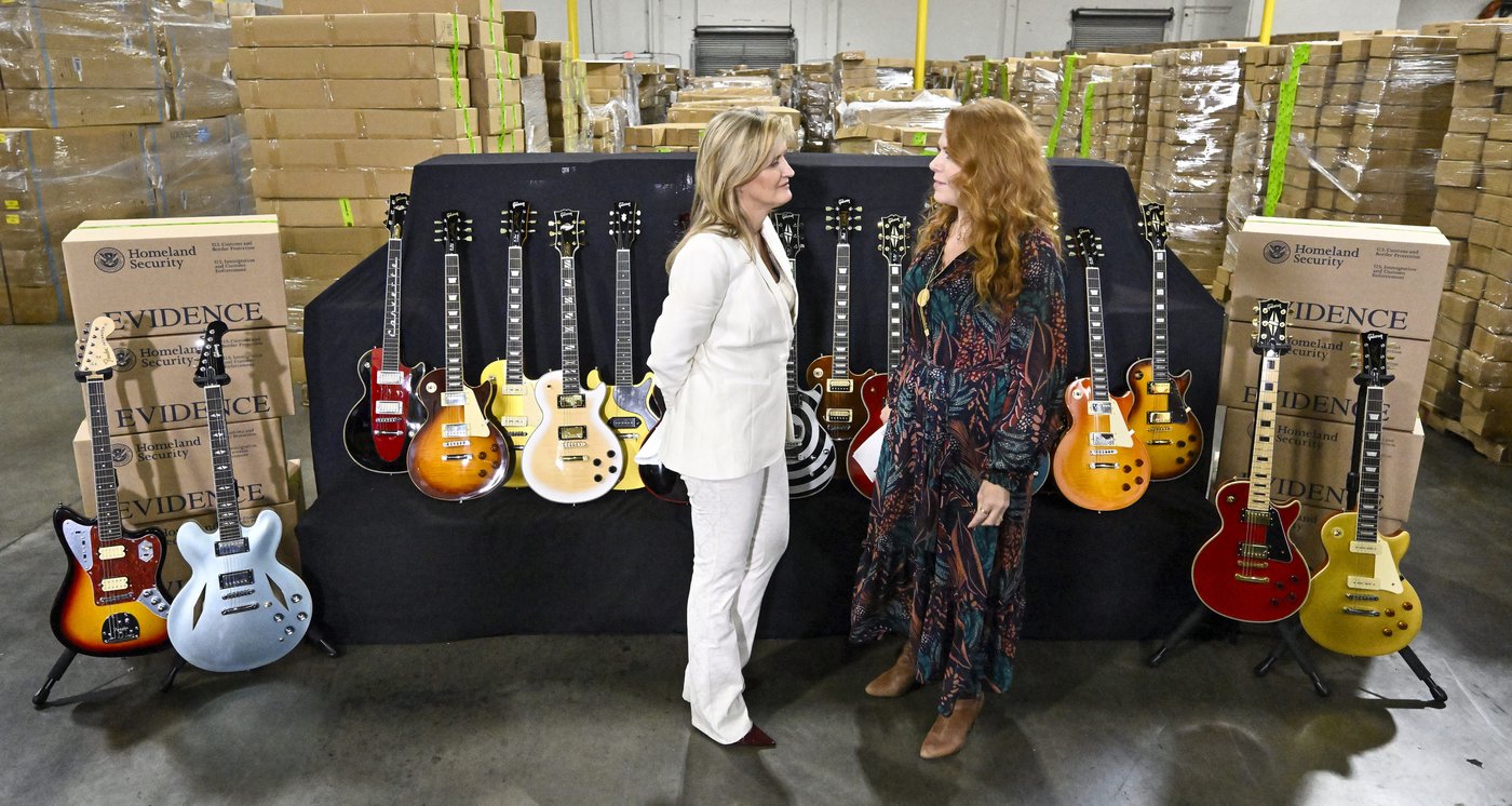 More than 3,000 fake Gibson guitars seized at Los Angeles port | iNFOnews.ca More than 3,000 fake Gibson guitars seized at Los Angeles port | iNFOnews.ca