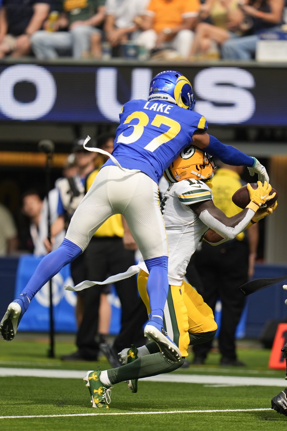 Doubs' return is expected to boost the Packers' receiving depth after they beat the Rams without him | iNFOnews.ca
