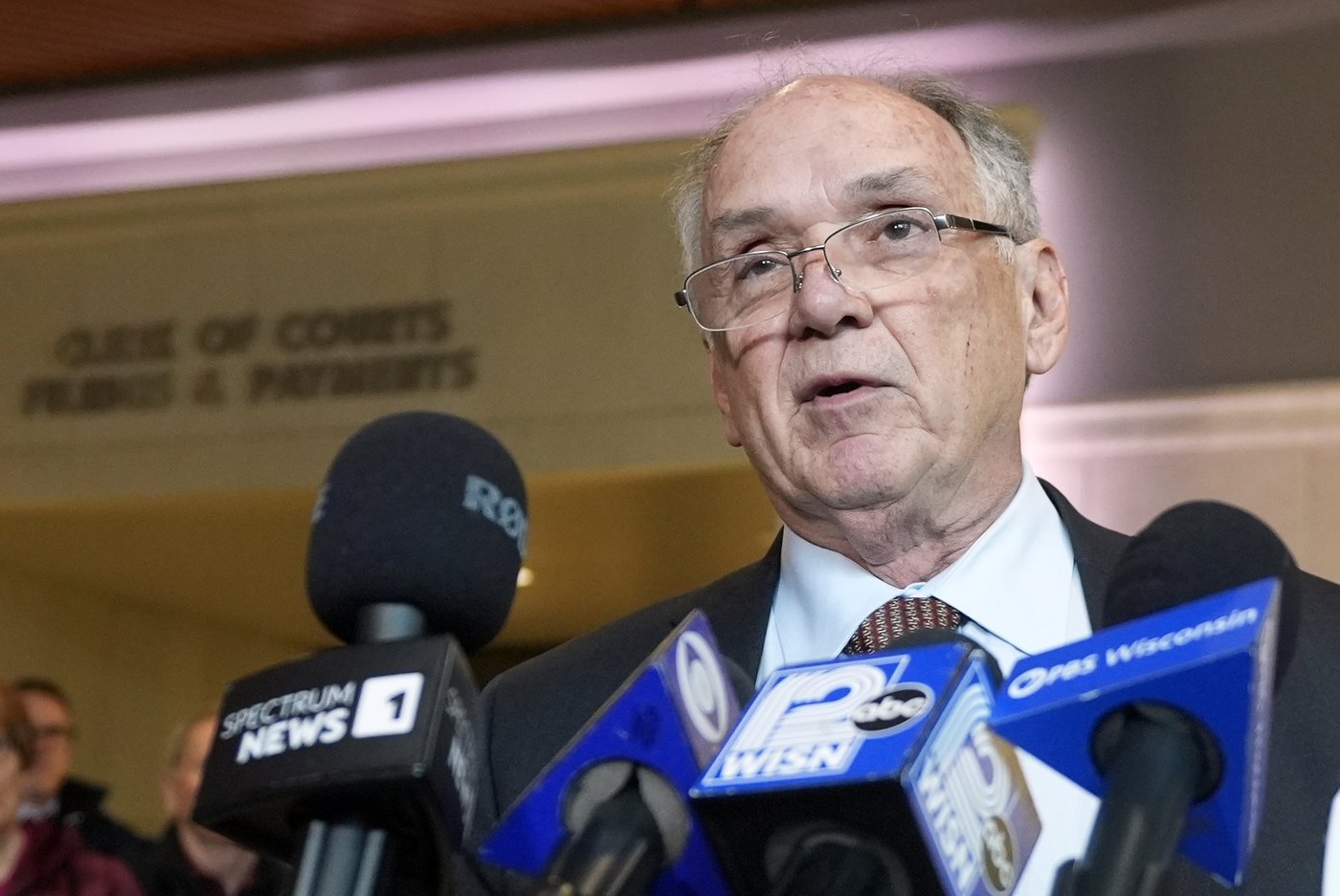 Former Trump attorney lashes out at 'lawfare' after court appearance in Wisconsin fake electors case | iNFOnews.ca Former Trump attorney lashes out at 'lawfare' after court appearance in Wisconsin fake electors case | iNFOnews.ca