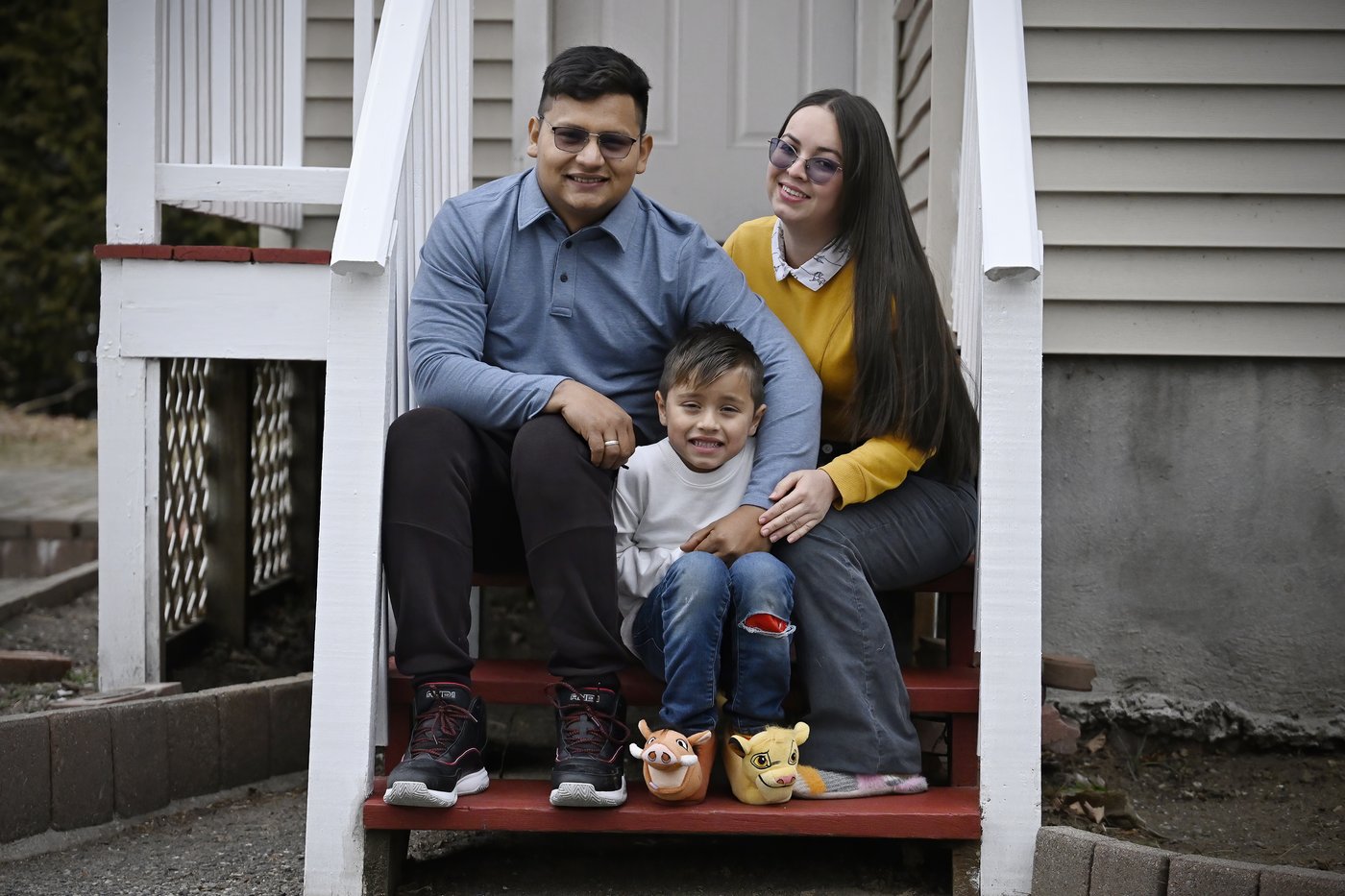 Resettlement agencies race to help refugees ahead of Trump's second term | iNFOnews.ca